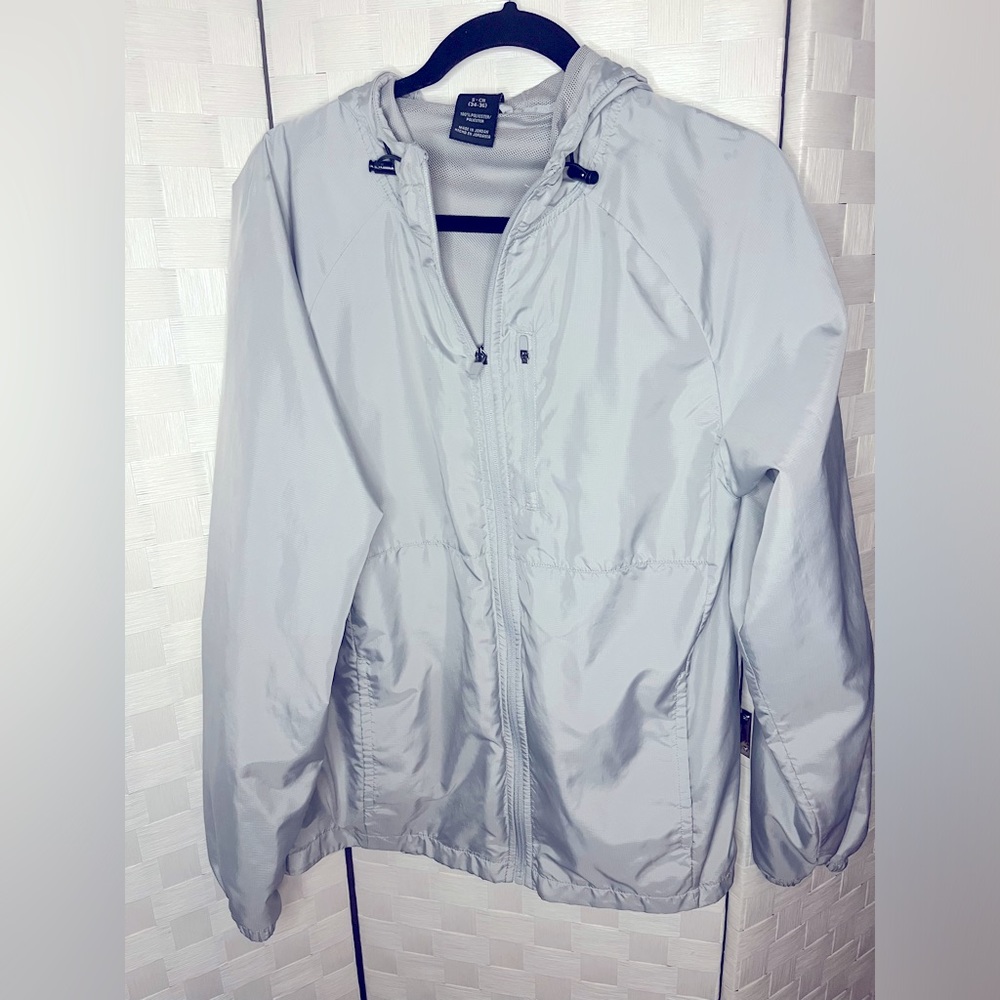 Russell Men’s Lightweight Jacket/Size Small (34/36)